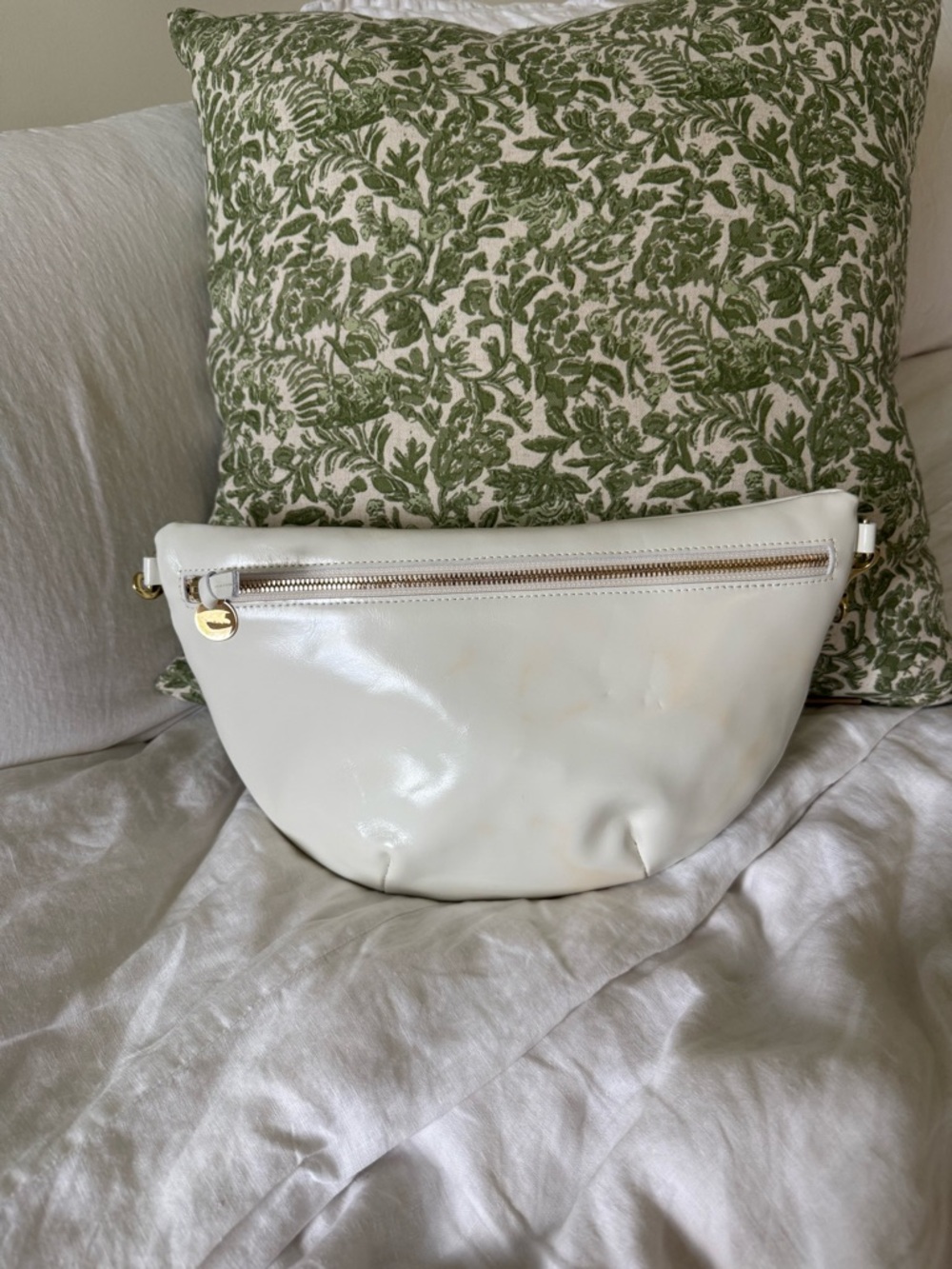 White Crossbody Belt Bag - Sleek Everyday Carry